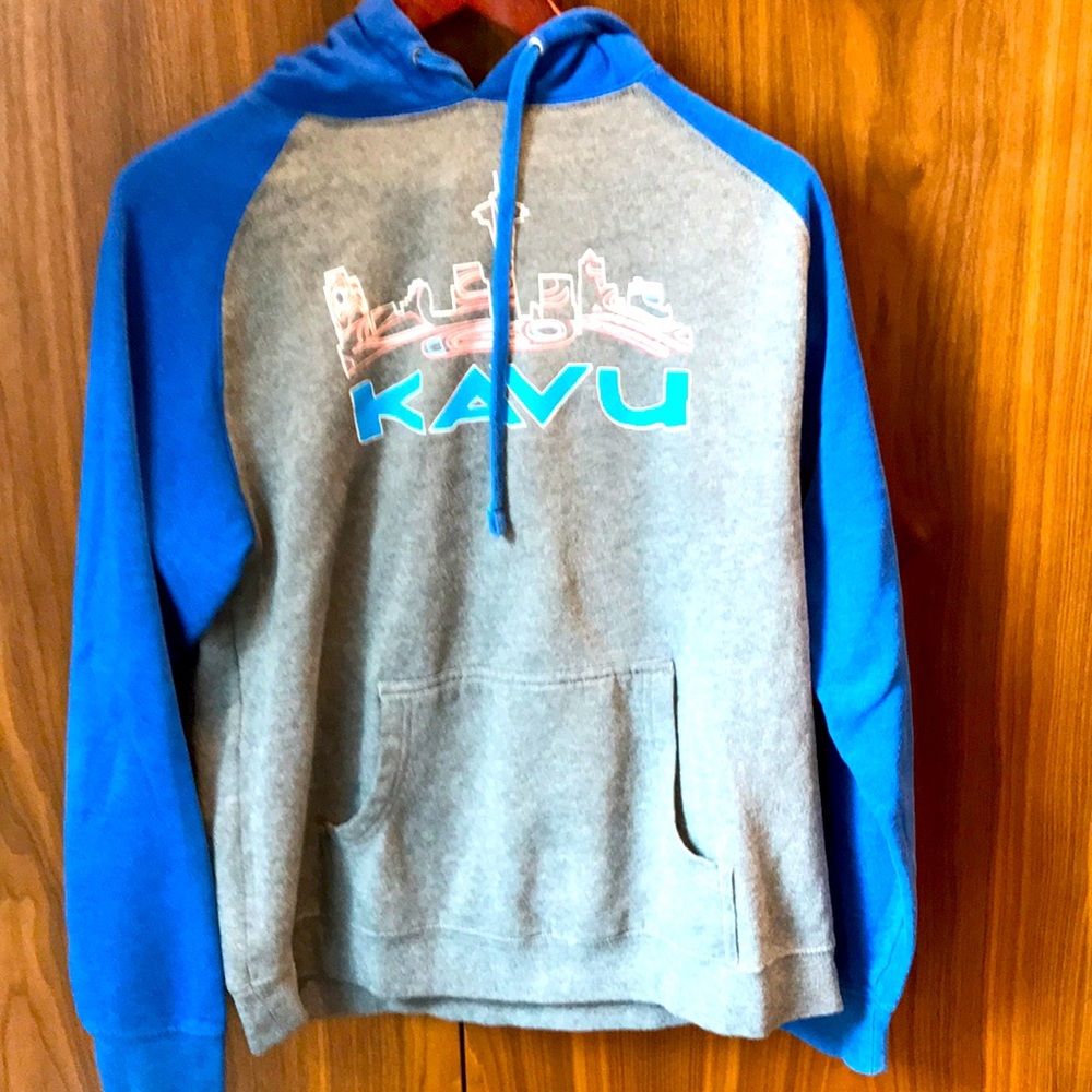 Men’s medium Kavu sweatshirt.